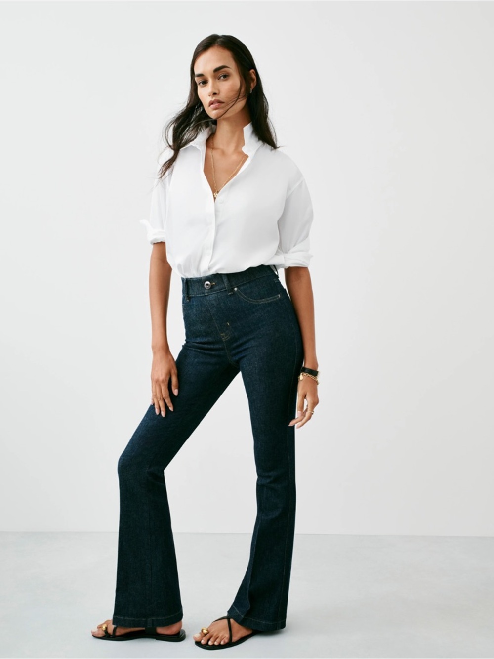 SPANX Raw Indigo High Rise Flare Jeans Pull On Stretch Sculpting Size Medium